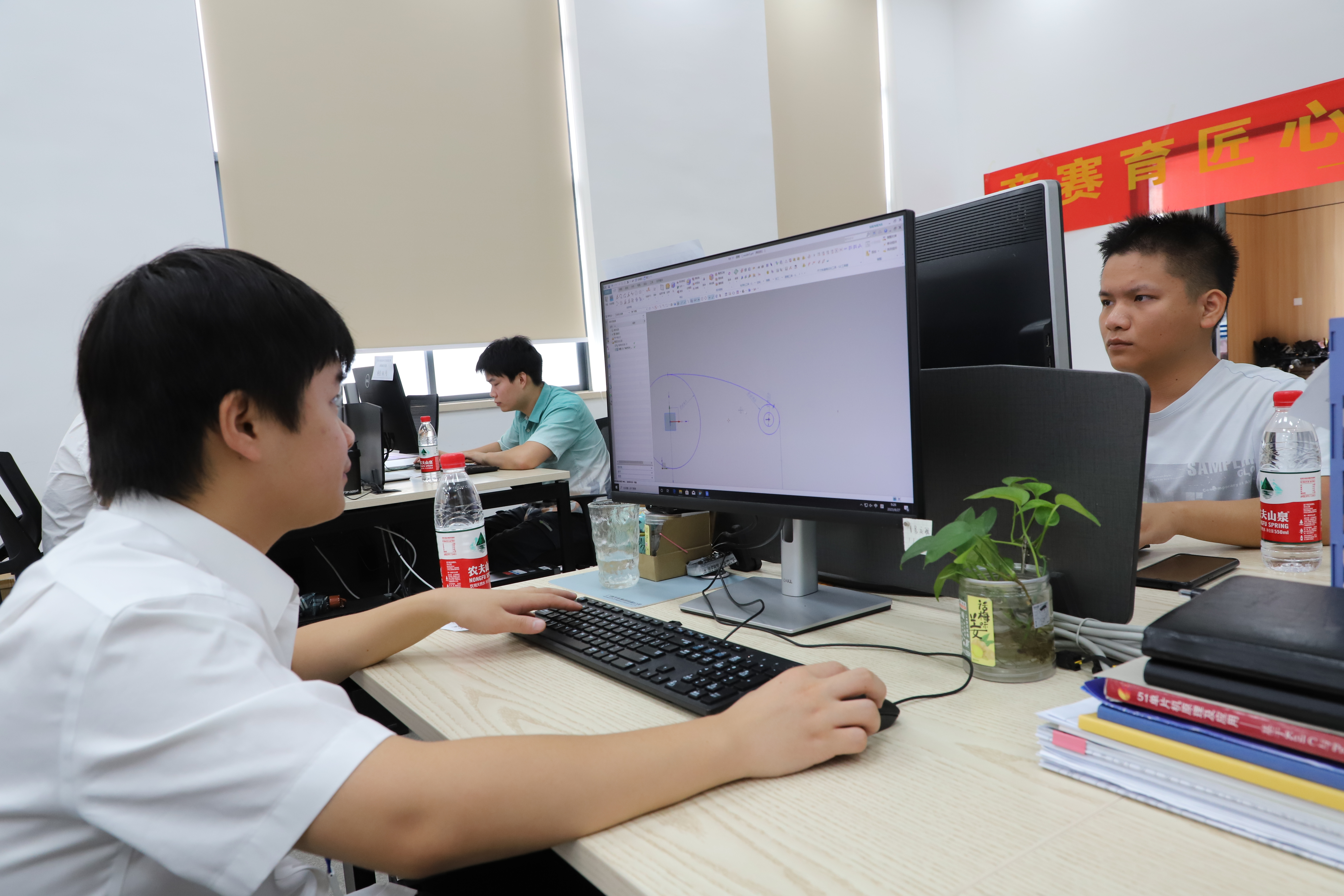 集團(tuán)技能比賽——“CAD機械設(shè)計”項目.jpg
